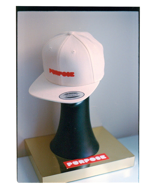 PURPOSE.WHITE SNAPBACK HAT