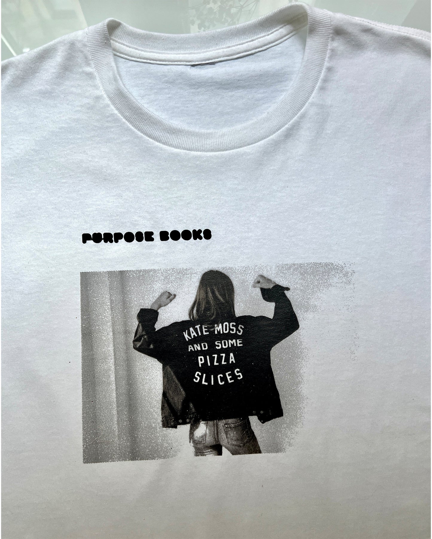 KATE MOSS AND SOME PIZZA SLICES sold out