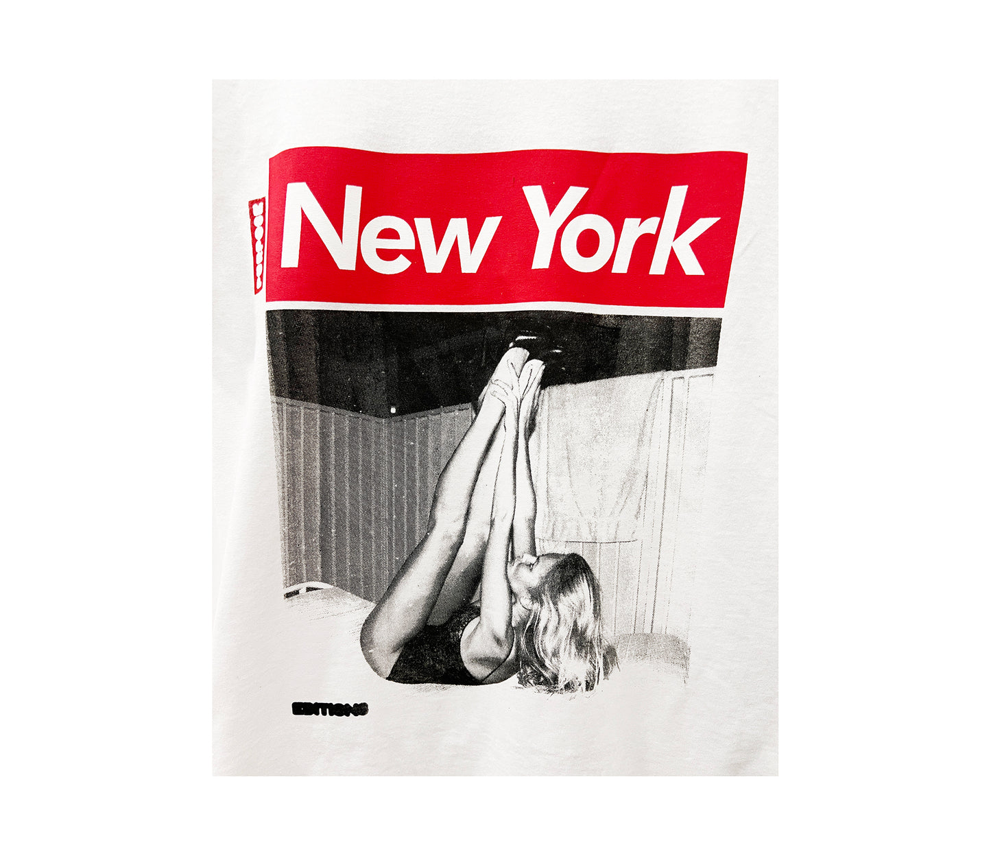 NEW YORK & SUNSET BLVD TOURIST (New York-white/Los Angeles -yellow)
